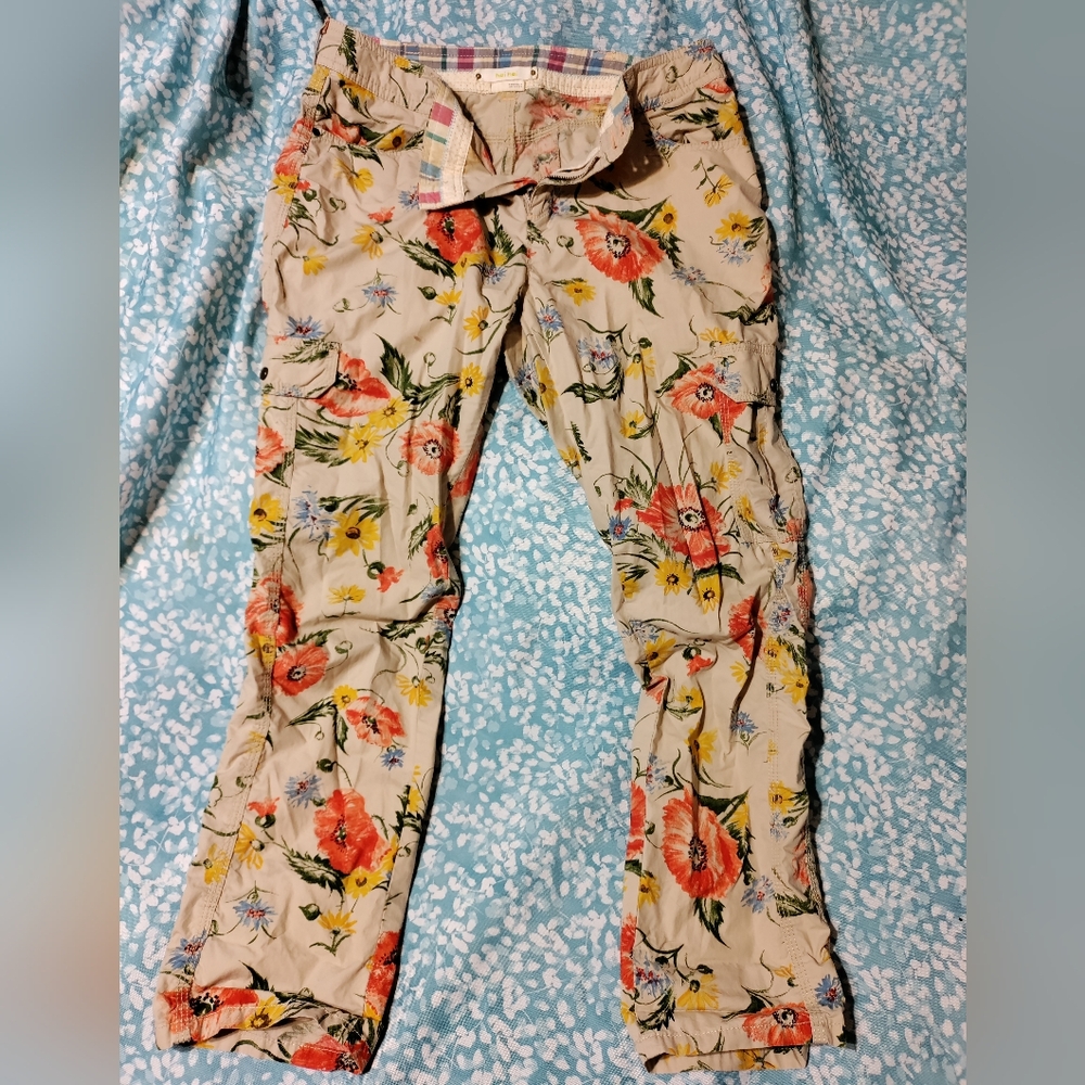 Anthropologie Hei Hei cropped floral cargo pants